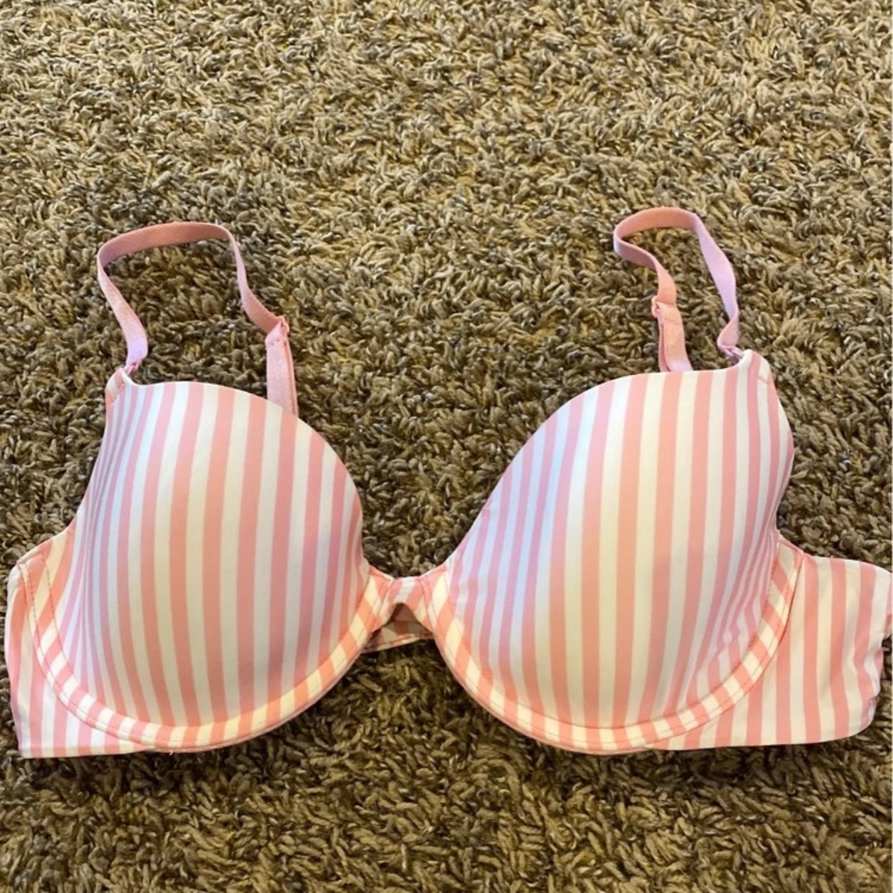 VS Demi bra